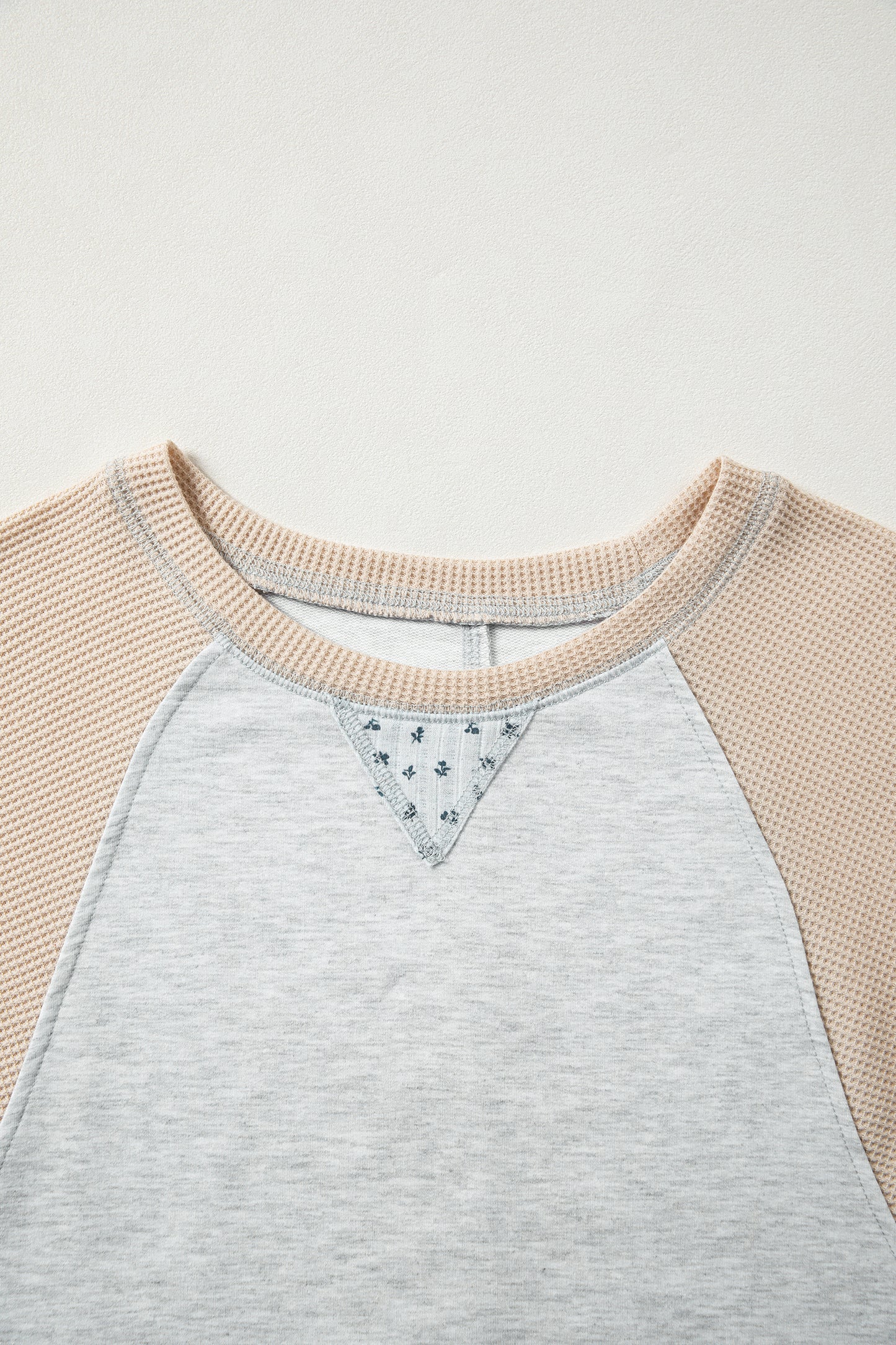 Light Grey Mixed Print Raglan Sleeve Patchwork Exposed Seam Pullover Top